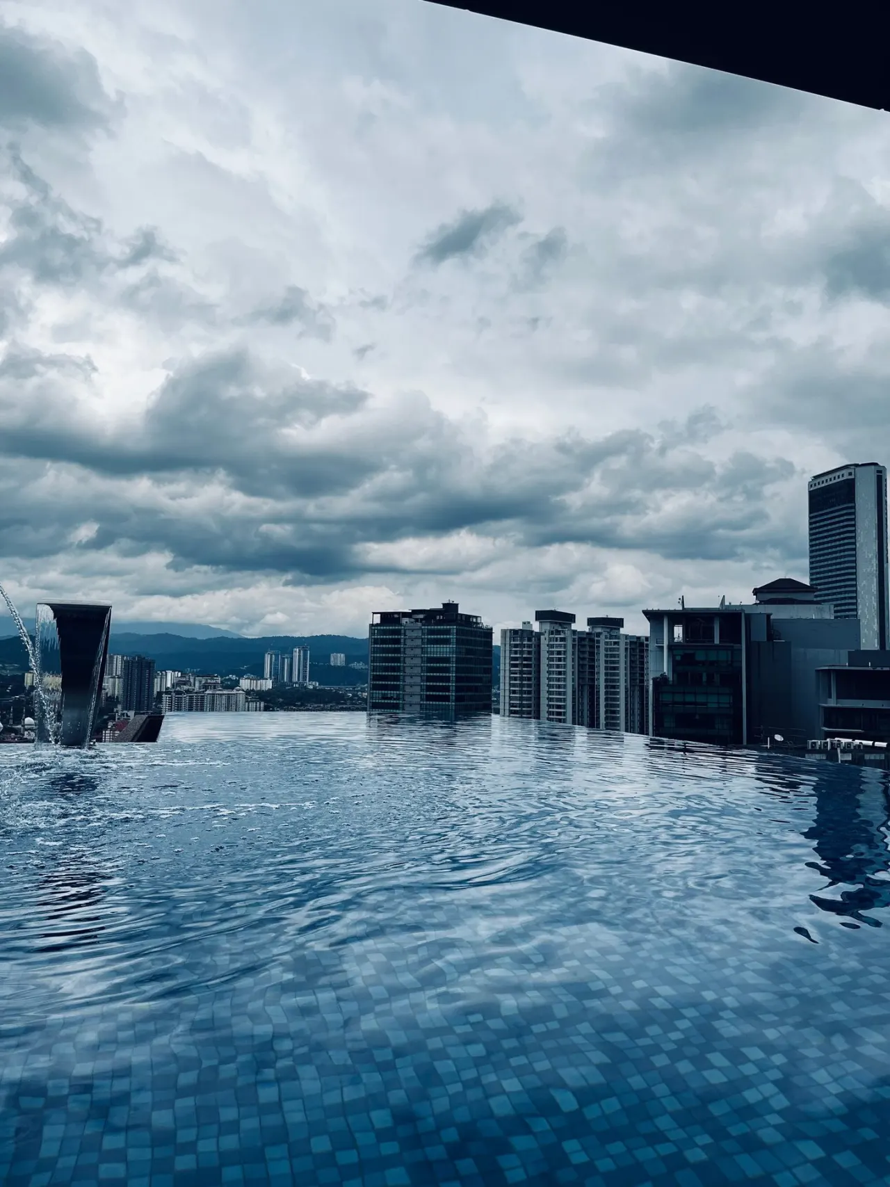 View Sông Hàn: Vì Sao Phong Thủy Xem Đây Là Vị Trí Đắc Địa